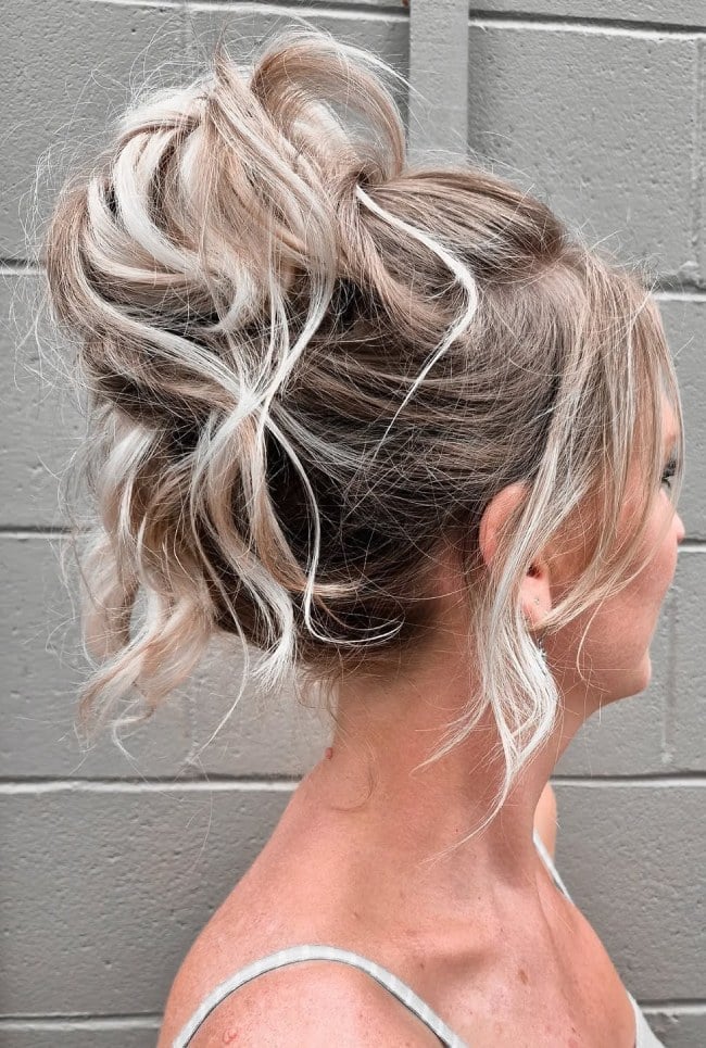 Messy Updo With Ash Blonde Highlights, Collarbone Messy Updo With Ash Blonde Highlights, Collarbone — Classy Loose Updo