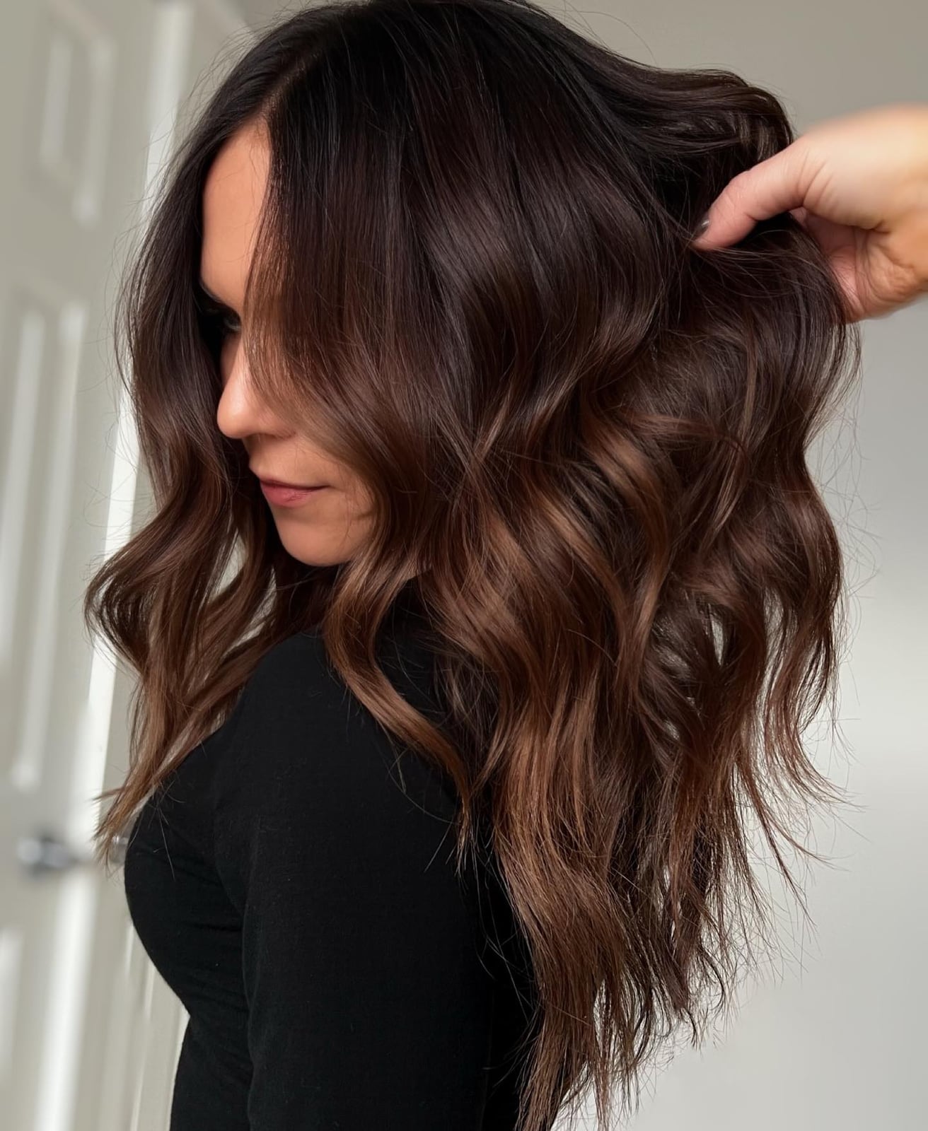Mid-Back Dark Brown With Caramel Highlights, Close-Up Take — Classy Lowlights for Brunettes