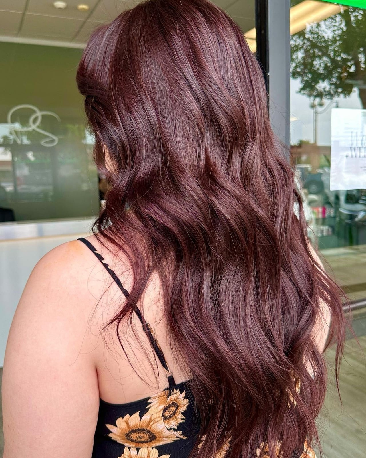 Mahogany Mid-Back Waves With Subtle Layers Mahogany Mid-Back Waves With Subtle Layers — Classy Mahogany Hair