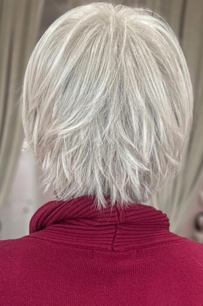 Chin Layered Bob Ash Blonde Blowout — Classy Medium Bob