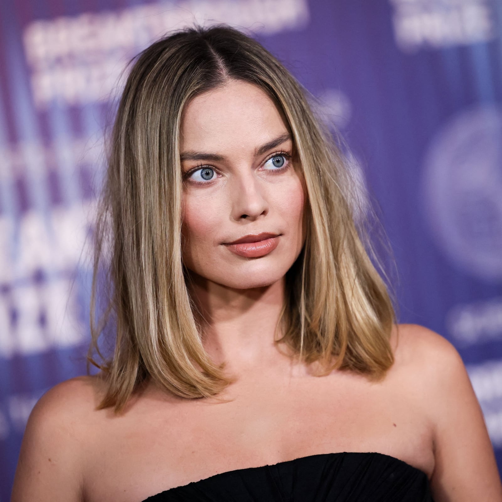 Chin Length Ash Blonde Blunt Bob — Classy Medium Length Haircuts