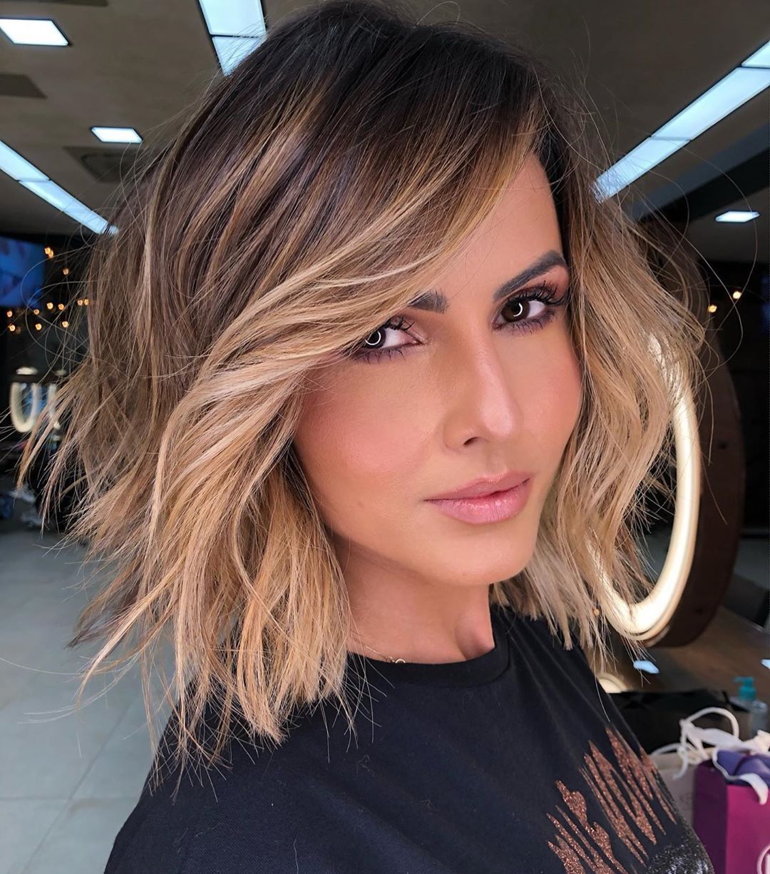 Collarbone Lob With Wavy Blowout — Classy Medium Length Haircuts