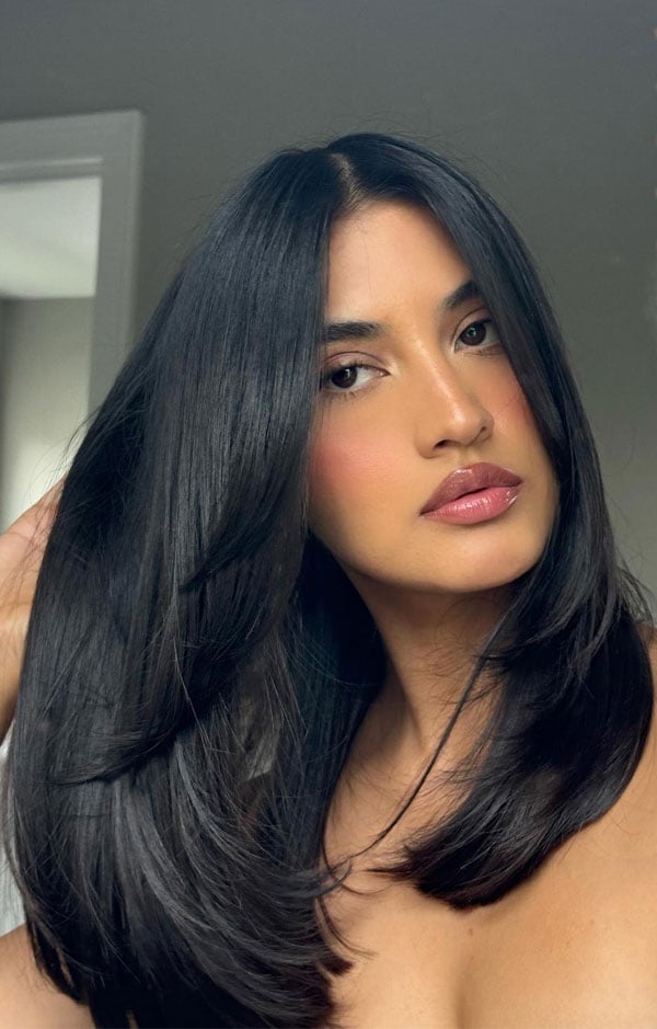 Glossy Dark Brown Collarbone Lob With Subtle Undertones Glossy Dark Brown Collarbone Lob With Subtle Undertones — Classy Mid Length Hair