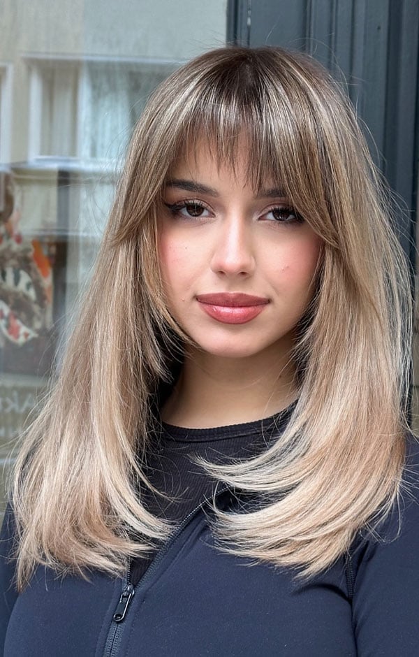 Dark Blonde Collarbone Layers With Ash Highlights Dark Blonde Collarbone Layers With Ash Highlights — Classy Mid Length Hair
