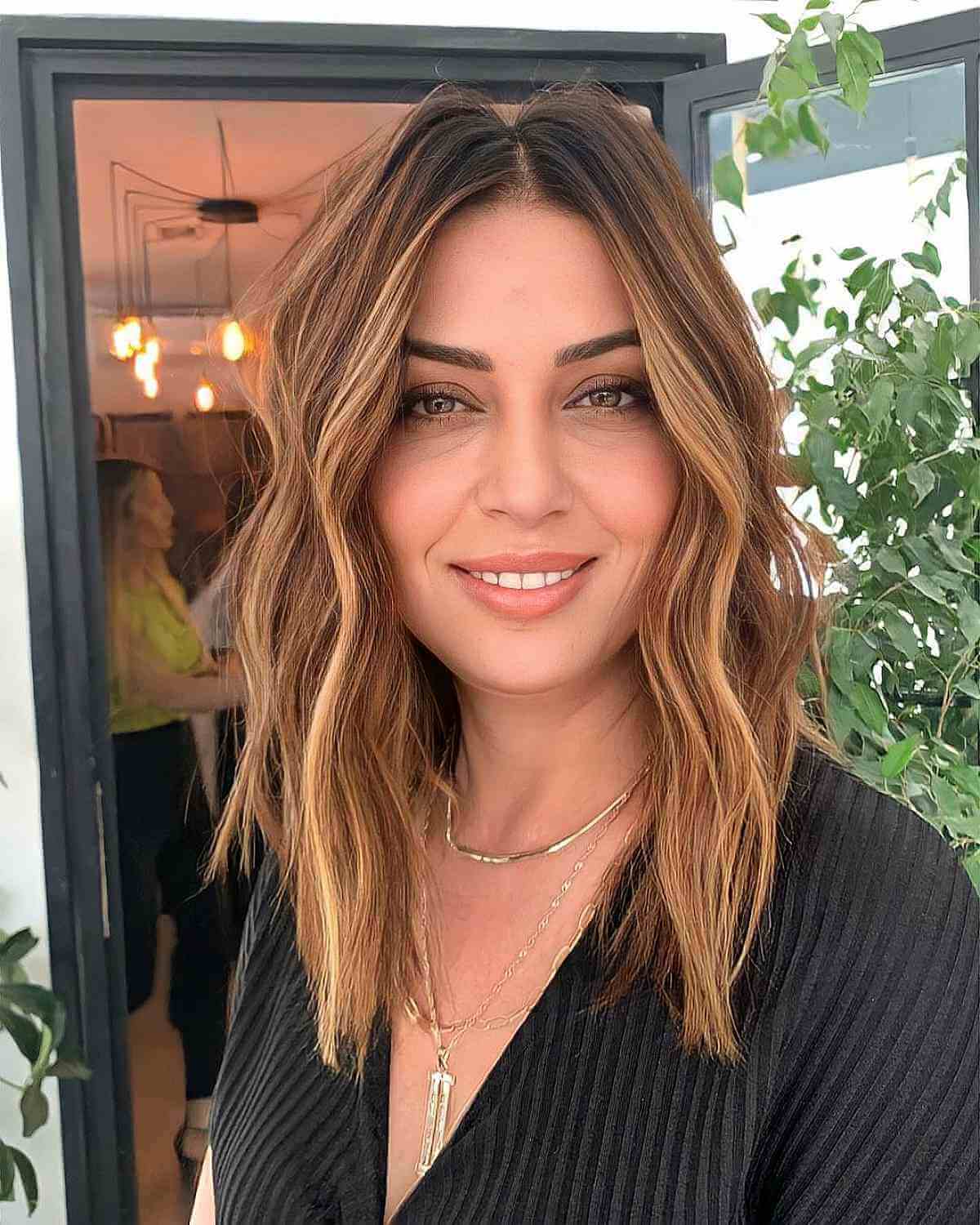 Collarbone Lob With Balayage Highlights Collarbone Lob With Balayage Highlights — Classy Mom Haircuts
