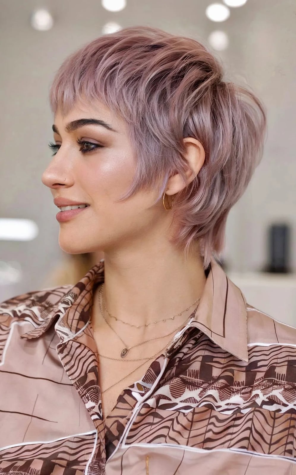 Collarbone Shaggy Mullet With Wispy Bangs Collarbone Shaggy Mullet With Wispy Bangs — Classy Mullet Hair