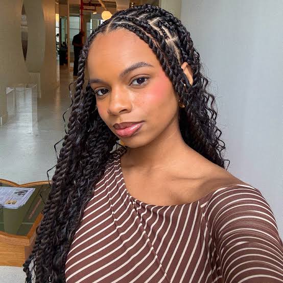 Mid-Back Wavy Twists With Side Part — Classy Natural Hair Twists