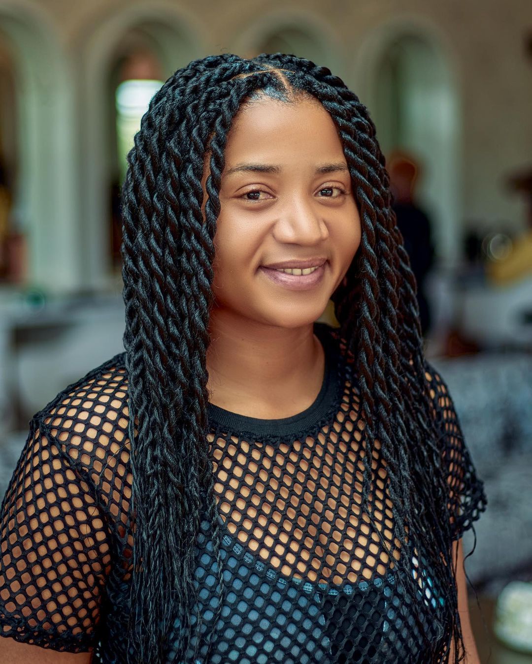 Thick Mid-Back Defined Twists, Close-Up Take Thick Mid-Back Defined Twists, Close-Up Take — Classy Natural Twists