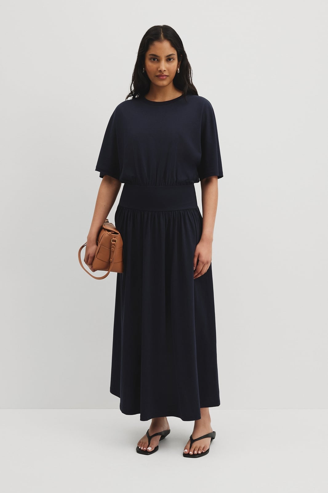 Navy Midi Dress With Elasticated Waistband Navy Midi Dress With Elasticated Waistband — Classy Navy Outfits