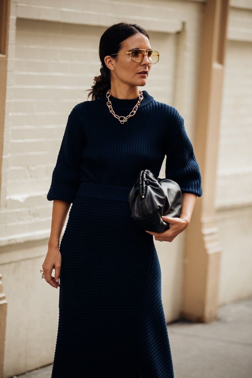 Ribbed Knit Navy Midi Skirt And Mock Neck Top Ribbed Knit Navy Midi Skirt And Mock Neck Top — Classy Navy Outfits