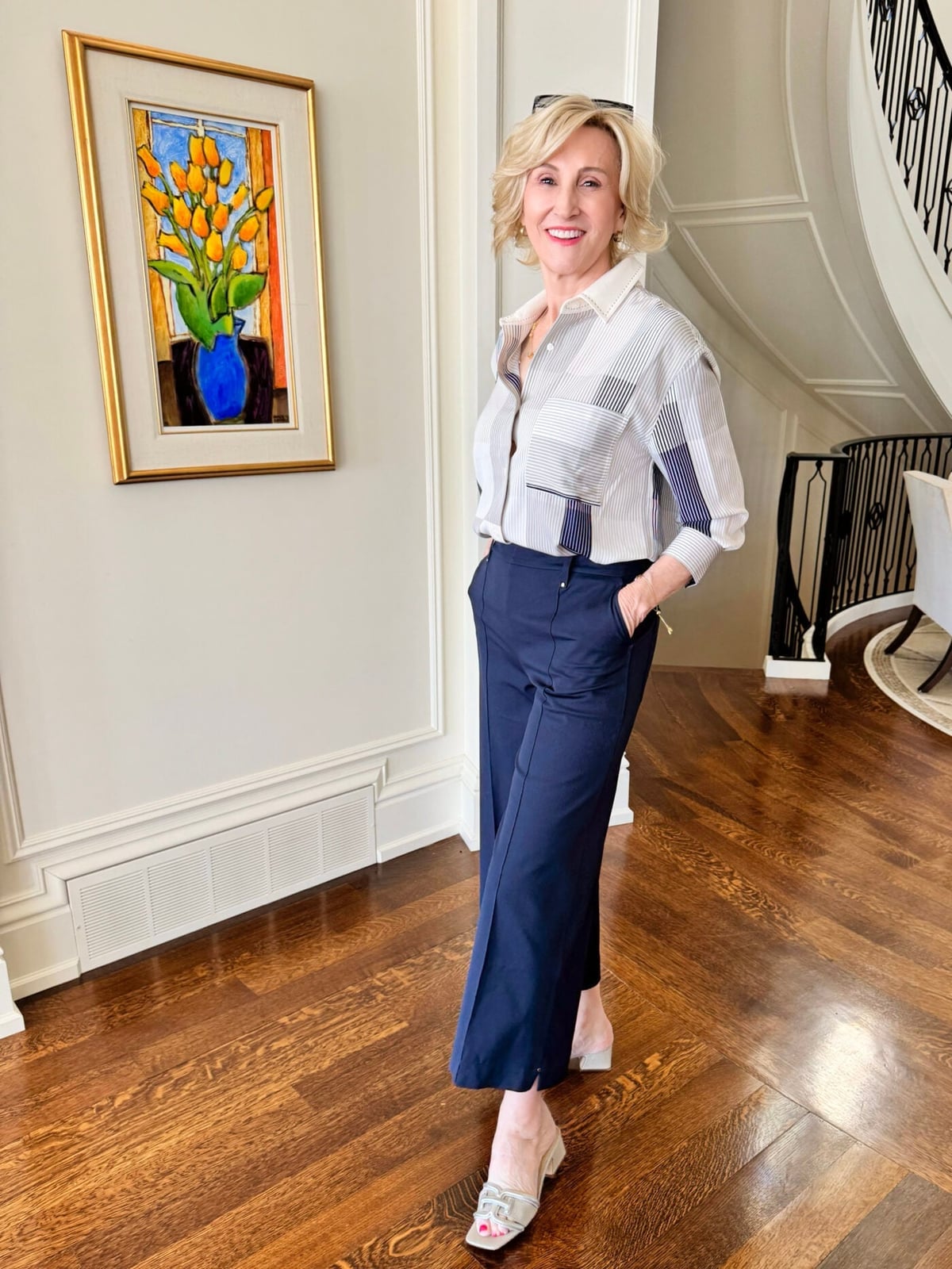 Navy Cropped Straight Leg Trousers With Striped Button, Close-Up Take — Classy Navy Pants Outfits