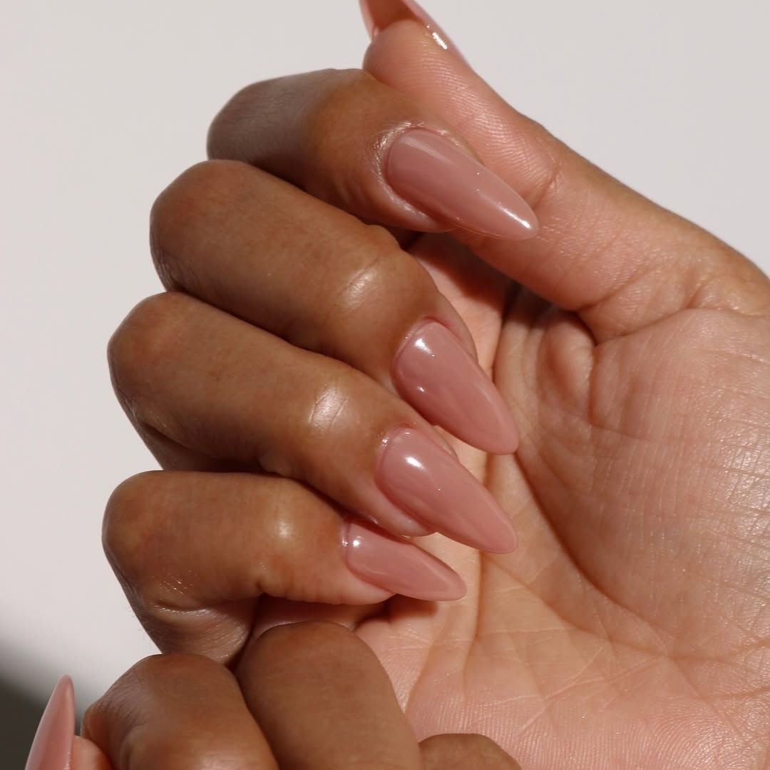 Long Stiletto Glossy Medium Nude Nails — Classy Neutral Nails