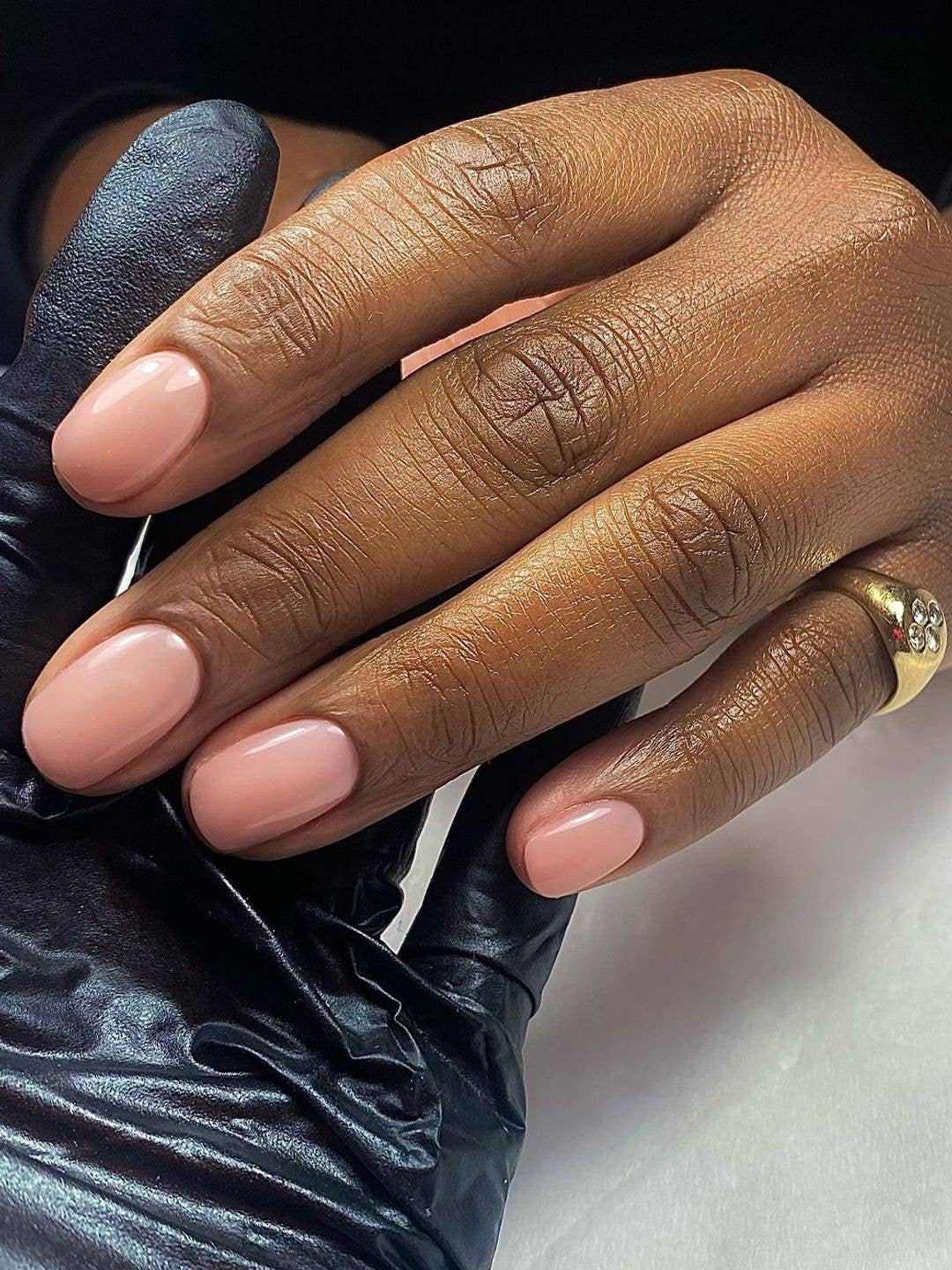Medium Oval Opaque Soft Pink Glossy Nails — Classy Neutral Nails