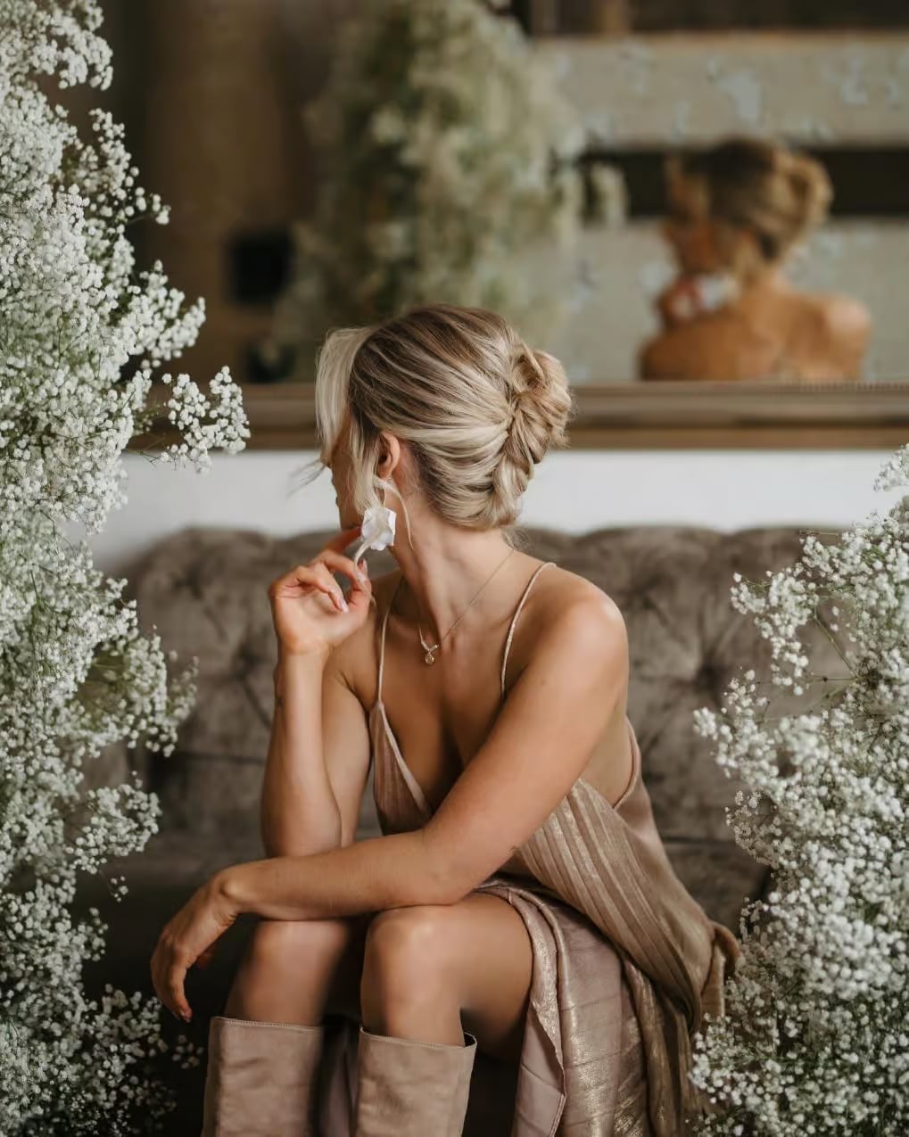 Mid-Back Updo Ash Blonde Mid-Back Updo Ash Blonde — Classy Old Money Haircuts