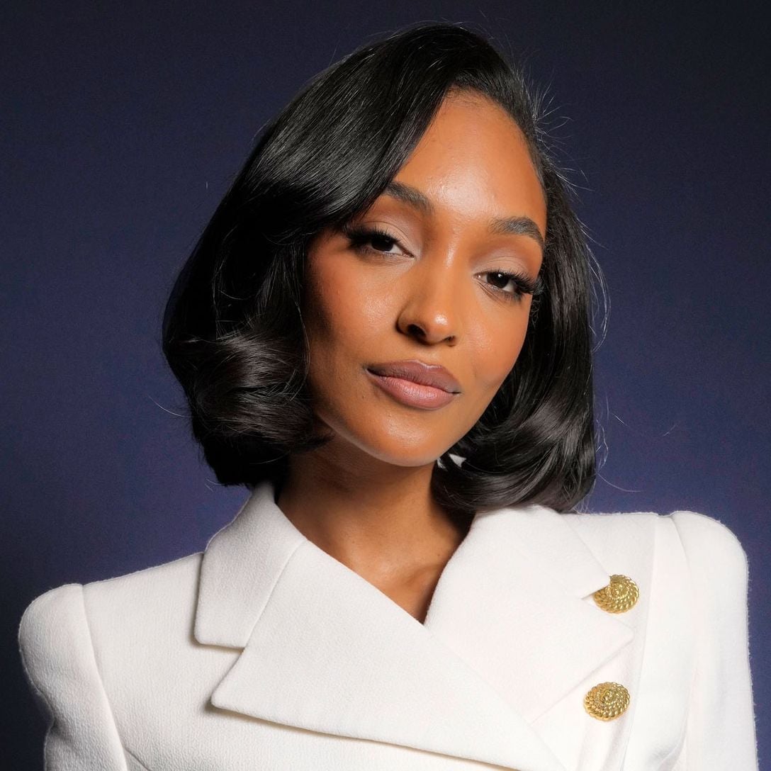 Chin Length Bob Polished Waves Chin Length Bob Polished Waves — Classy Old Money Haircuts