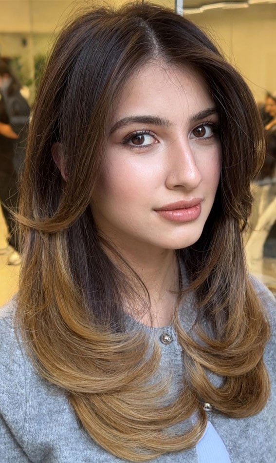 Collarbone Layers With Dark Brown To Caramel Ombré And Curtain Bangs Collarbone Layers With Dark Brown To Caramel Ombré And Curtain Bangs — Classy Ombré Hair