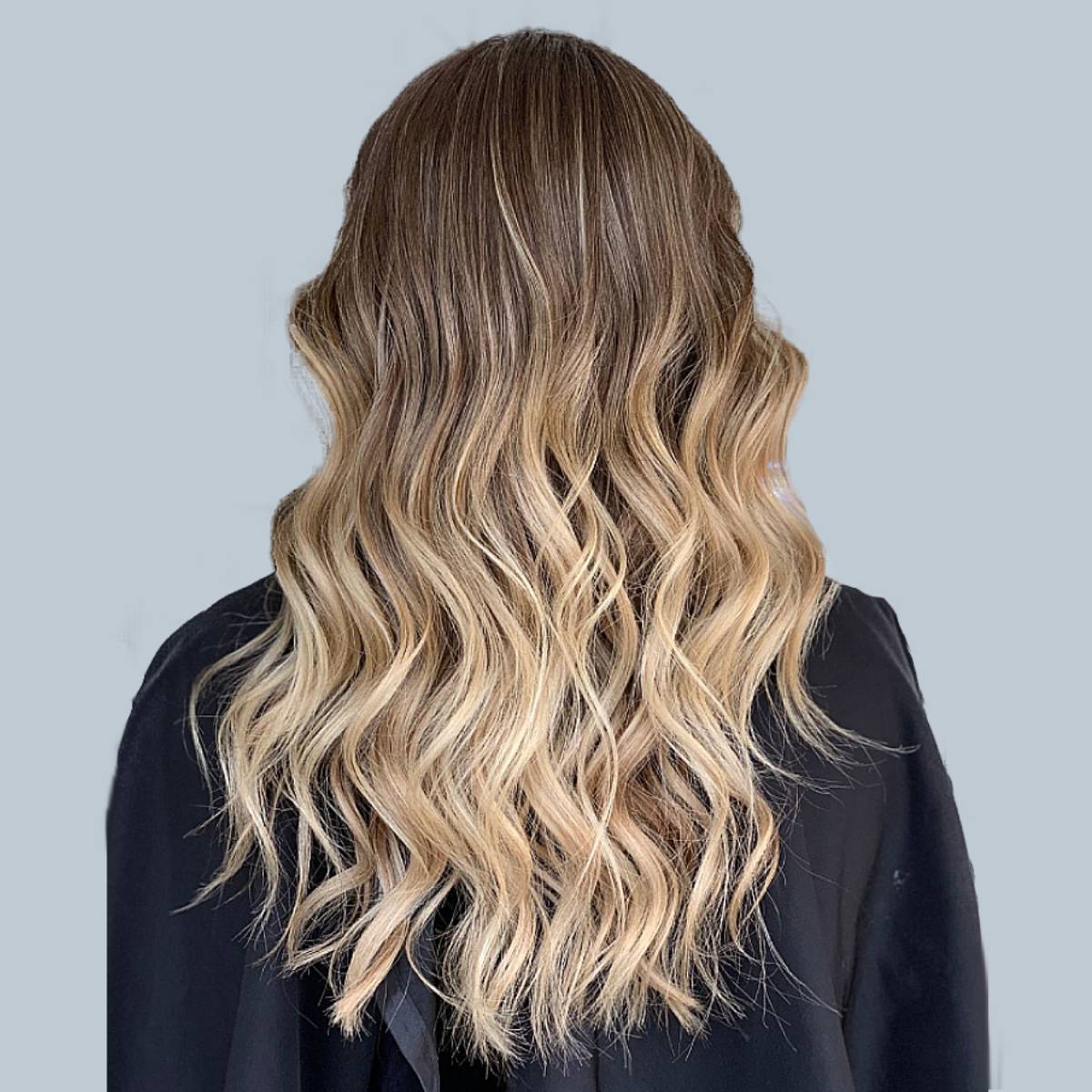 Mid-Back Hair With Dramatic Dark Brown To Blonde Ombré and Long Layers Mid-Back Hair With Dramatic Dark Brown To Blonde Ombré and Long Layers — Classy Ombré Hair