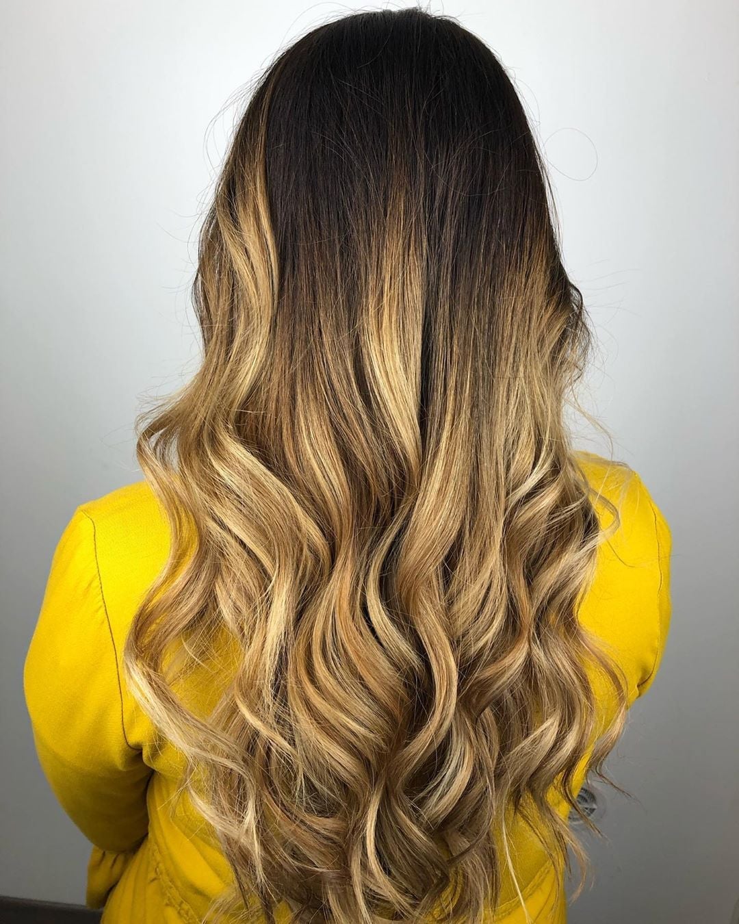 Long Thick Hair With Classic Dark Brown To Blonde Ombré Long Thick Hair With Classic Dark Brown To Blonde Ombré — Classy Ombré Hair