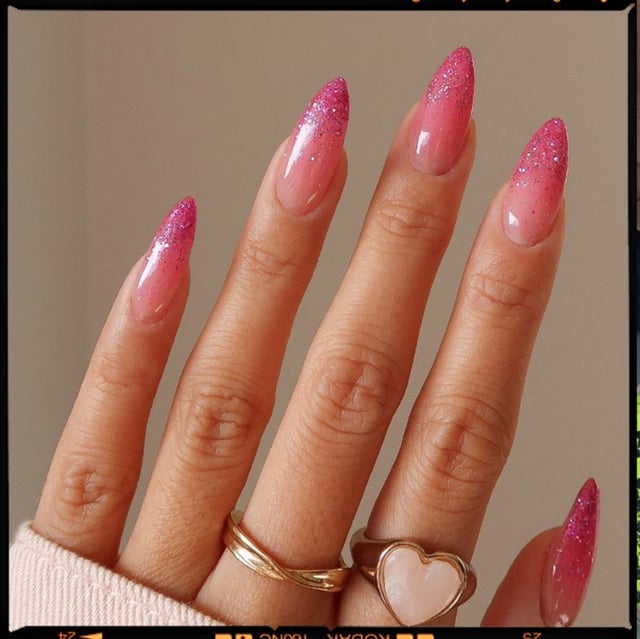 Sheer Pink to Bright Pink Glitter Stiletto Nails Sheer Pink to Bright Pink Glitter Stiletto Nails — Classy Ombré Nails