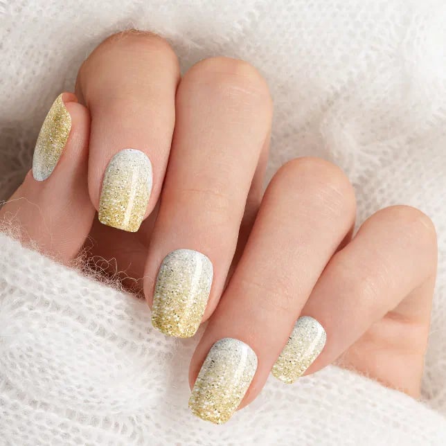Pale Gold to Silver White Glitter Ombré Square Nails Pale Gold to Silver White Glitter Ombré Square Nails — Classy Ombré Nails