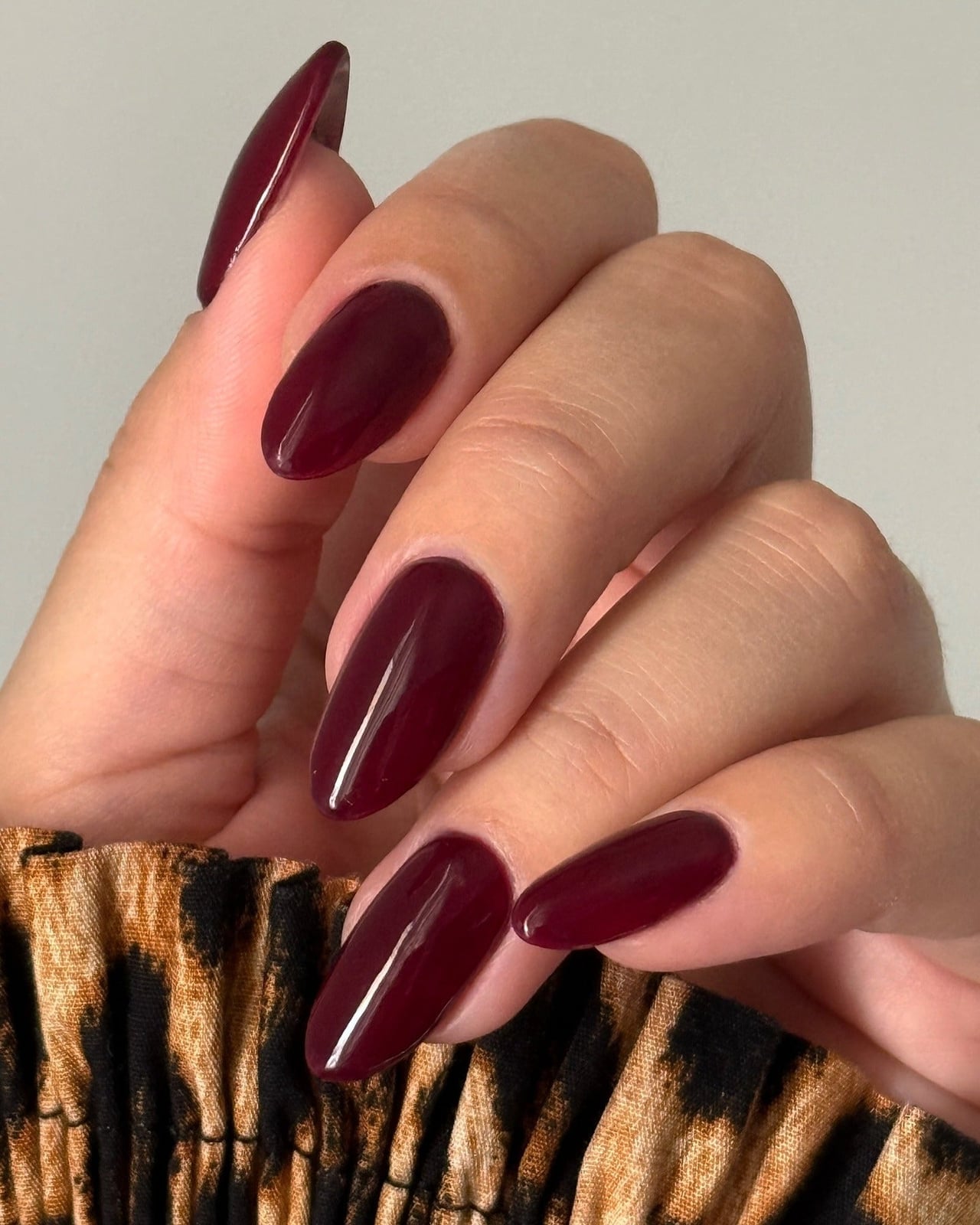 Glossy Deep Burgundy Long Almond Nails Glossy Deep Burgundy Long Almond Nails — Classy One Color Nails