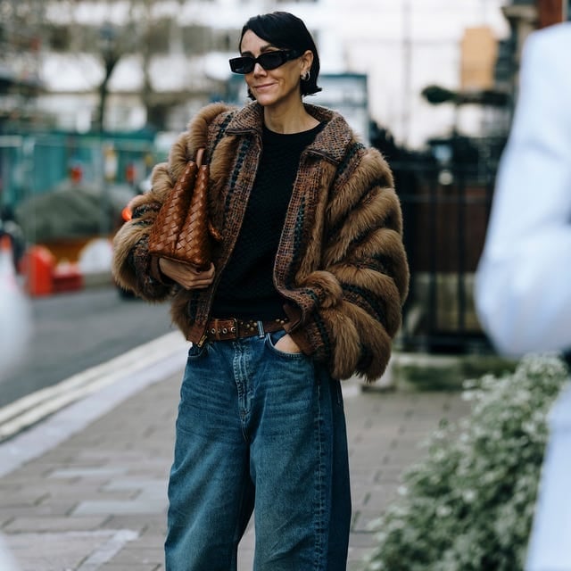 An Oversized Faux Fur Jacket for Casual Warmth An Oversized Faux Fur Jacket for Casual Warmth — Classy Outdoor Outfit