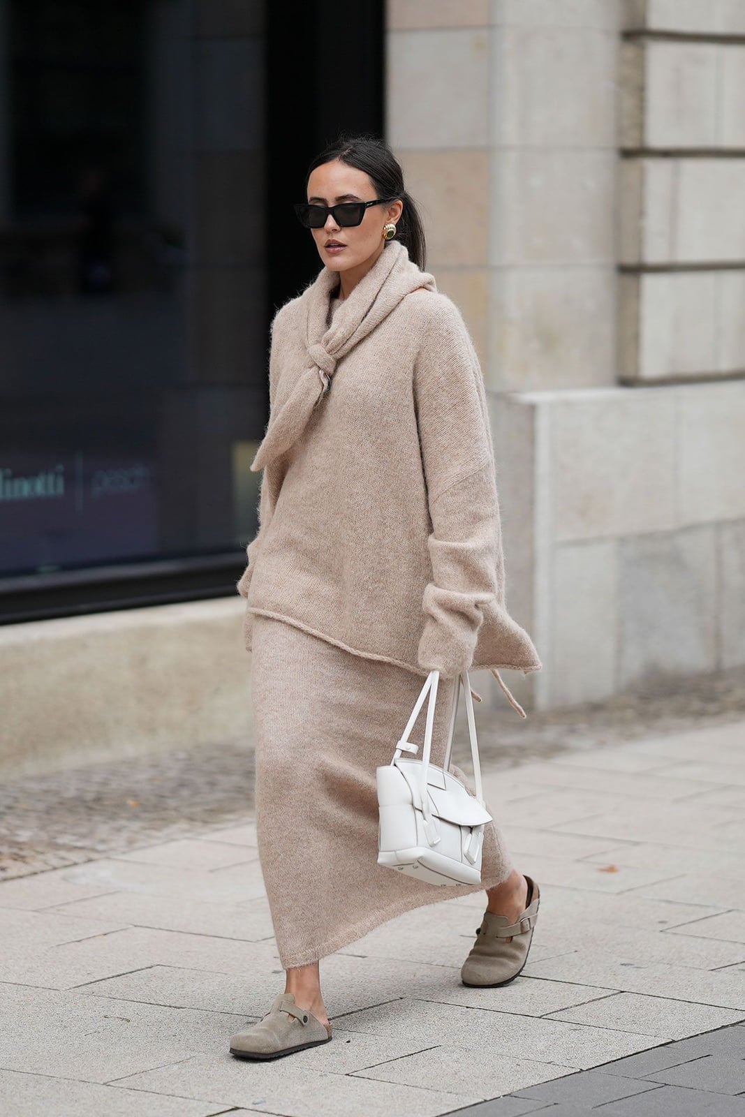 Beige Knit Set with Grey Clogs Beige Knit Set with Grey Clogs — Classy Outfits with Birkenstocks