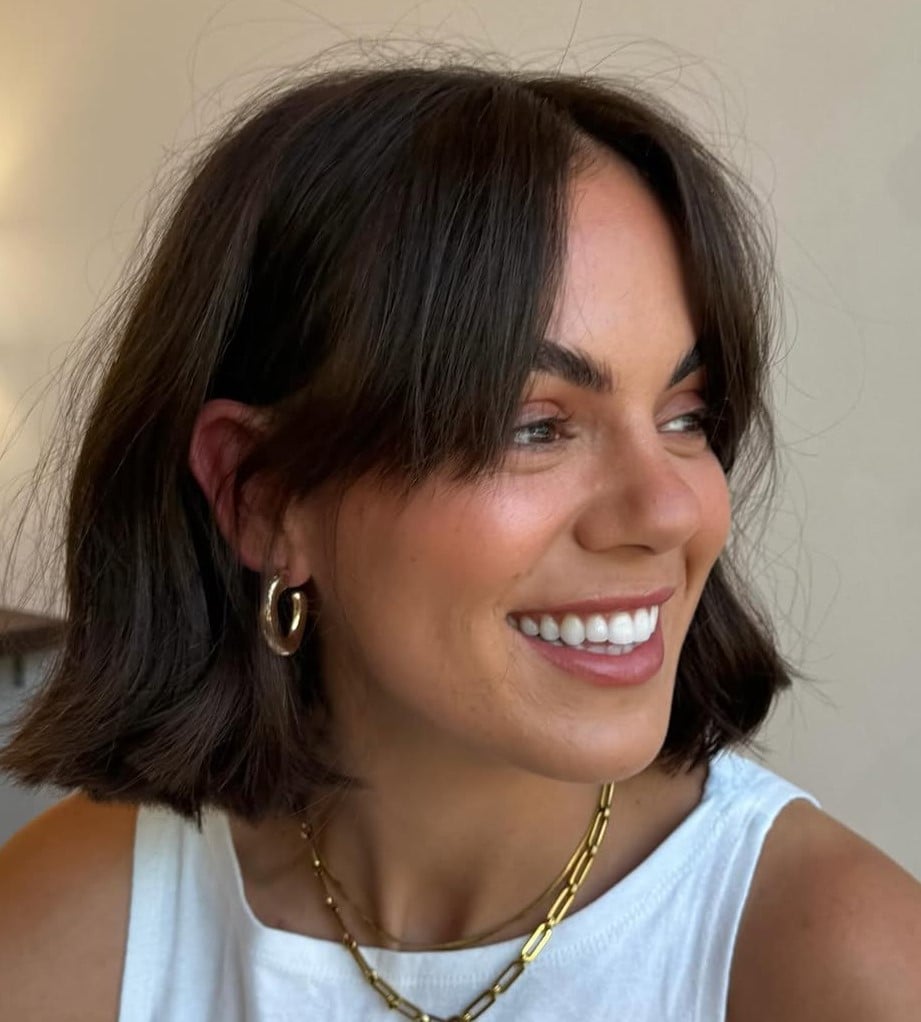 Dark Brown Bob With Curtain Bangs Dark Brown Bob With Curtain Bangs — Classy Oval Face Haircuts