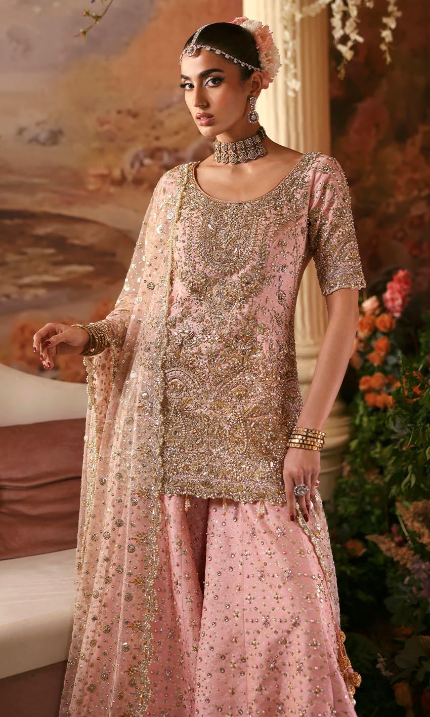 Pastel Pink Kurta With Gold Embellishments — Classy Pastel Outfits