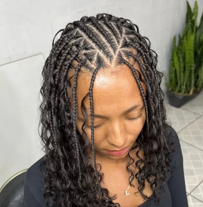 Collarbone Box Braids With Face-Framing Pieces Collarbone Box Braids With Face-Framing Pieces — Classy Peekaboo Braids