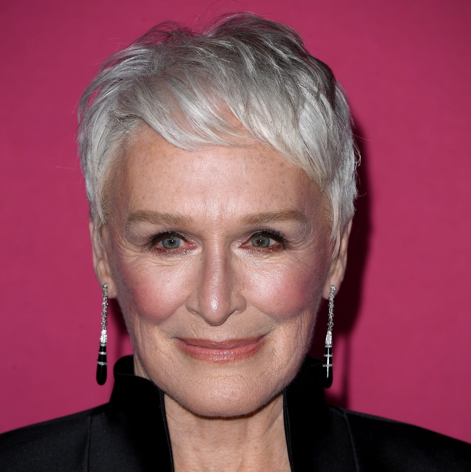 Elegant Silver Grey Pixie With Side Sweep Elegant Silver Grey Pixie With Side Sweep — Classy Pixie Haircuts