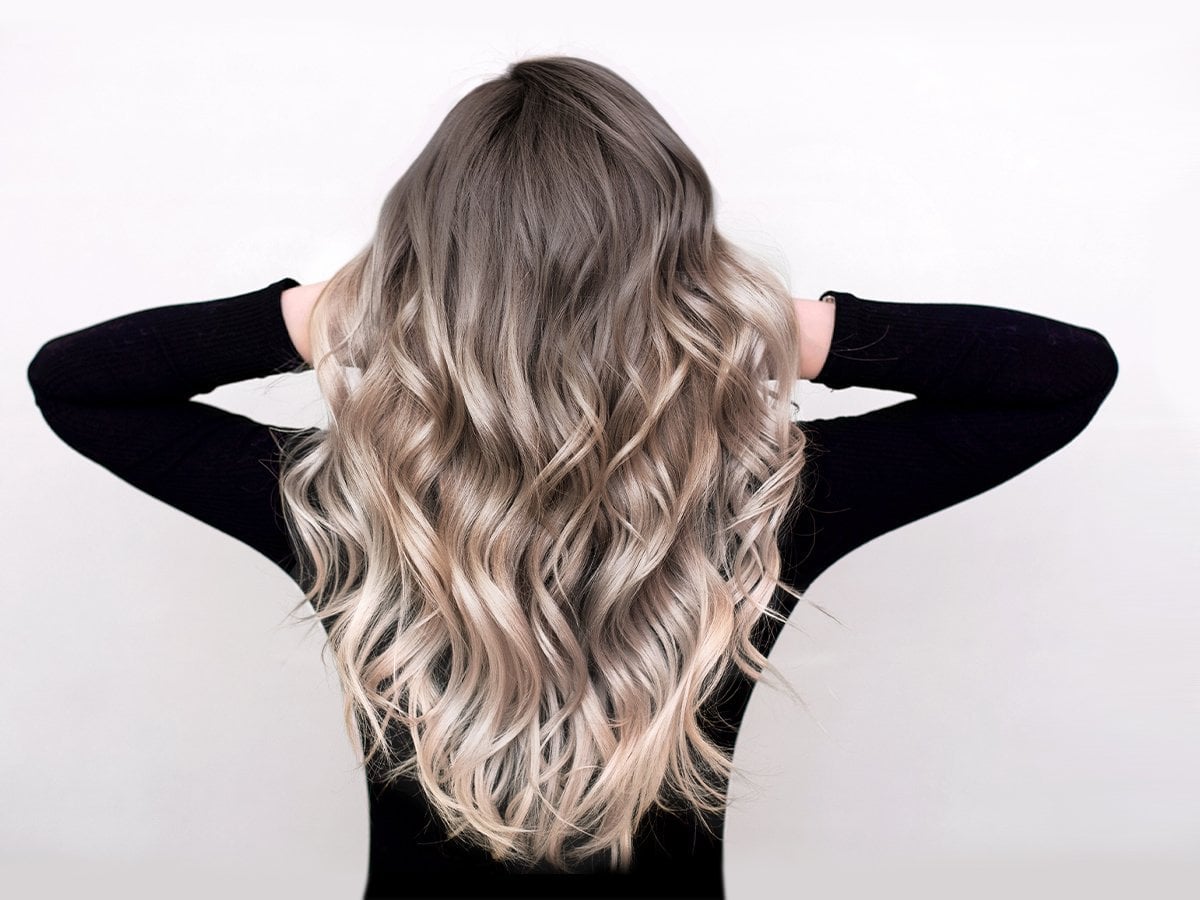 Mid-Back Waves With Platinum Highlights And Root Shadow, Wavy Mid-Back Waves With Platinum Highlights And Root Shadow, Wavy — Classy Platinum Highlights