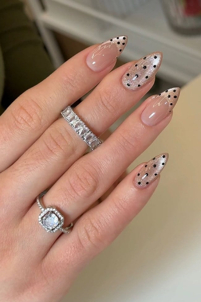 Long Stiletto Nude Glitter Black Dot French Long Stiletto Nude Glitter Black Dot French — Classy Polka Dot Nails French