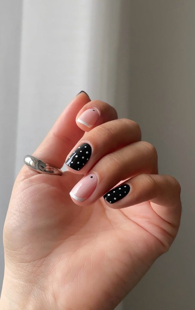 Short Square Black White Dot French Short Square Black White Dot French — Classy Polka Dot Nails French