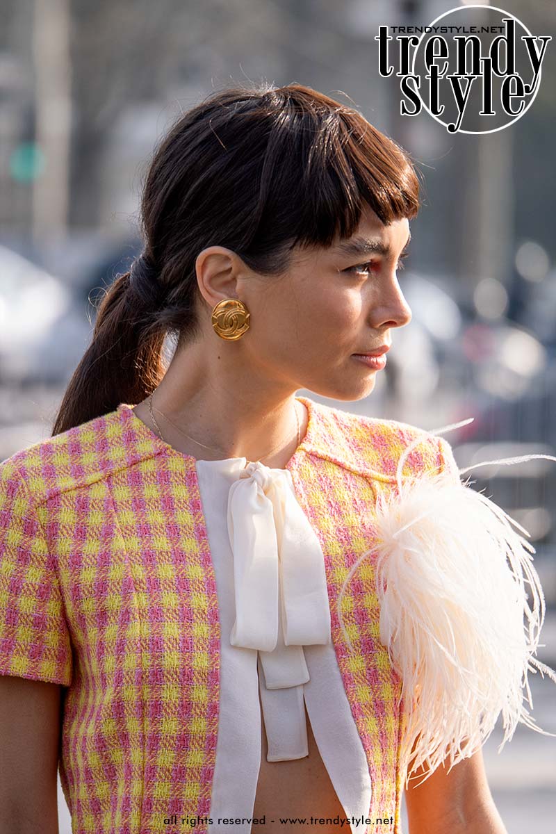 Shoulder Length Blunt Ponytail With Blunt Bangs — Classy Ponytail with Bangs
