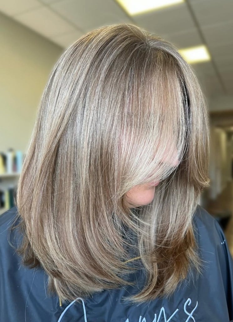 Ash Blonde Shoulder Length Shag With Full Bangs Ash Blonde Shoulder Length Shag With Full Bangs — Classy Rachel Haircuts