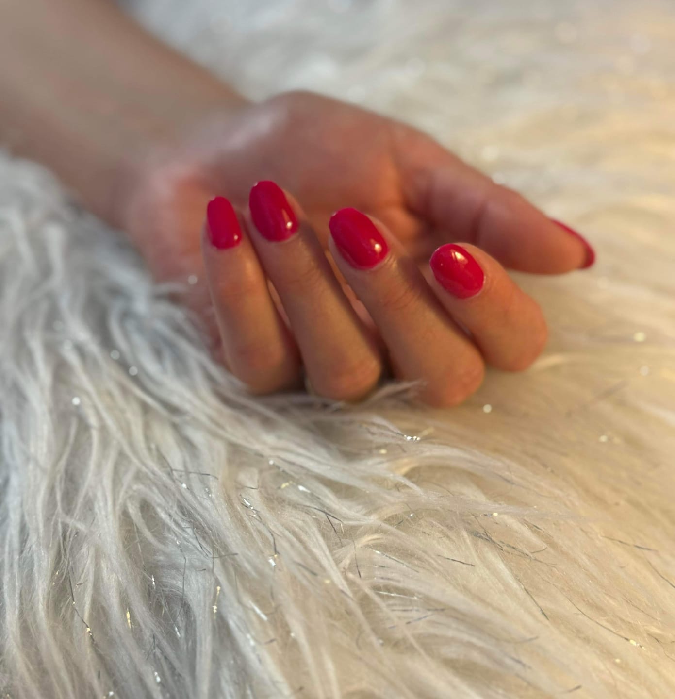 Short Almond Vibrant Raspberry Glossy Nails Short Almond Vibrant Raspberry Glossy Nails — Classy Raspberry Nails