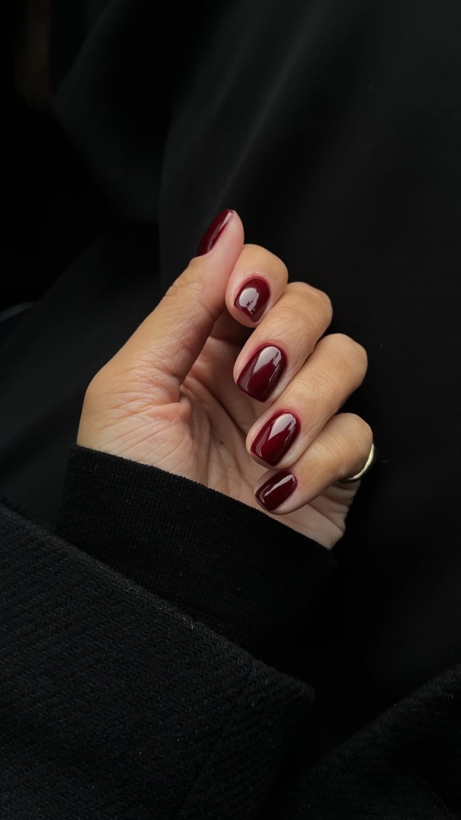 Deep Dark Red Glossy Short Oval Nails With High Gloss — Classy Red Nails