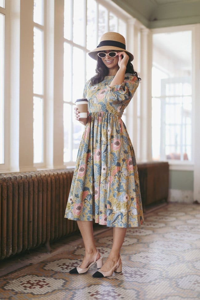 Floral Print Midi Dress for Daytime Casual Floral Print Midi Dress for Daytime Casual — Classy Rich Outfits