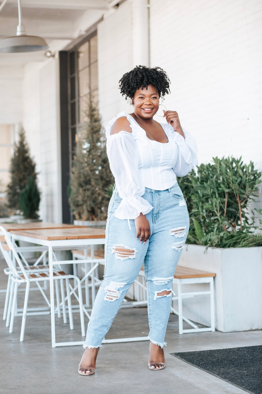 Ruffled Blouse and Clear Heeled Sandals with Ripped Light Wash Jeans — Classy Ripped Jeans Outfits