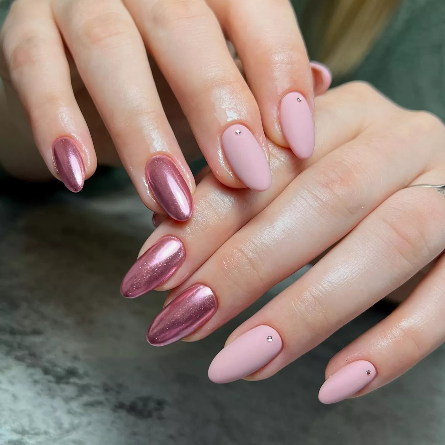 Matte Pink With Rose Gold Metallic And Rhinestones Matte Pink With Rose Gold Metallic And Rhinestones — Classy Rose Gold Nails