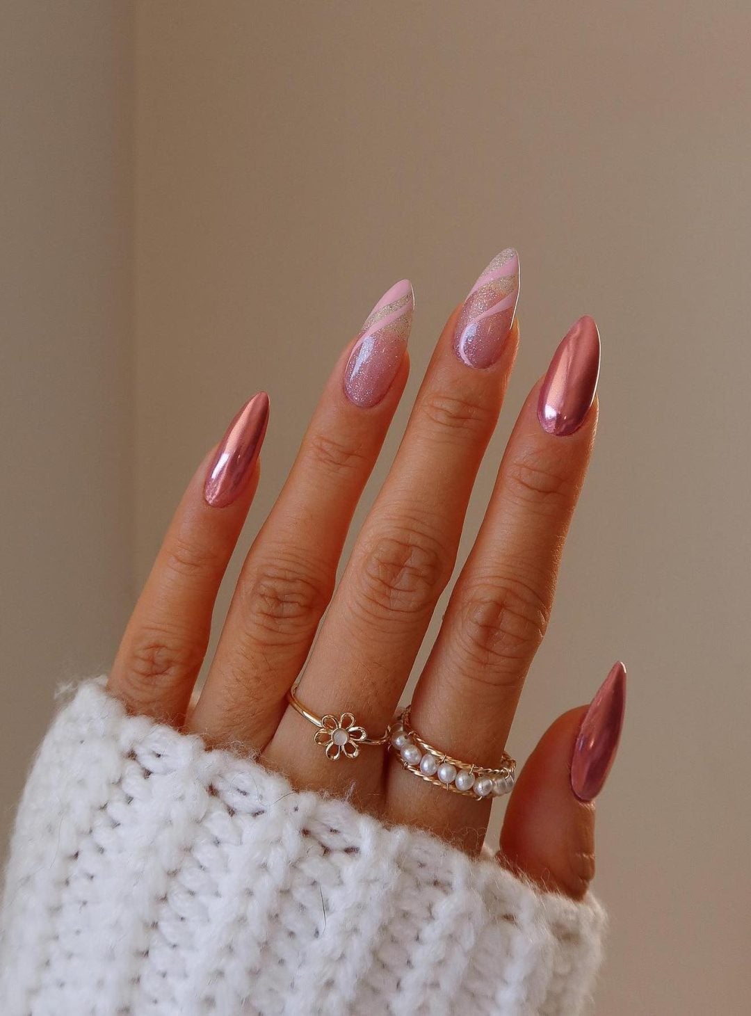 Medium Stiletto With Pale Pink Shimmer And Gold Dots Medium Stiletto With Pale Pink Shimmer And Gold Dots — Classy Rose Gold Nails