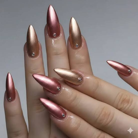 Long Stiletto Chrome With Cuticle Rhinestones Long Stiletto Chrome With Cuticle Rhinestones — Classy Rose Gold Nails