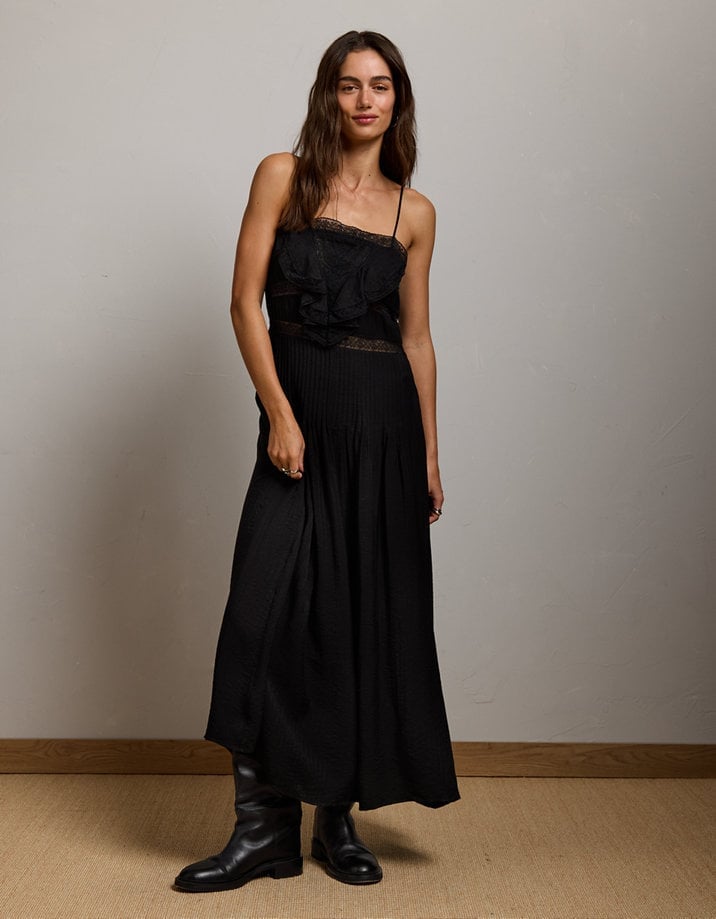 Black Maxi Dress with Ruffled Lace Bodice, Close-Up Take Black Maxi Dress with Ruffled Lace Bodice, Close-Up Take — Classy Ruffle Dresses
