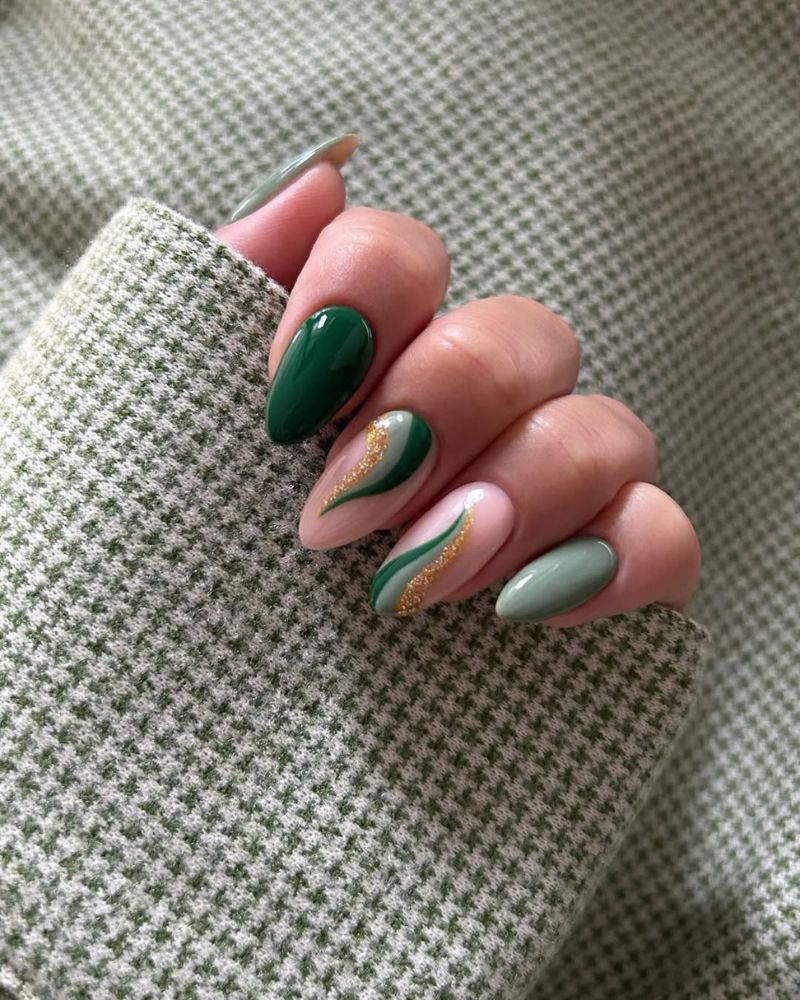 Deep Green Velvet And Glitter Swirls Deep Green Velvet And Glitter Swirls — Classy Sage Nails