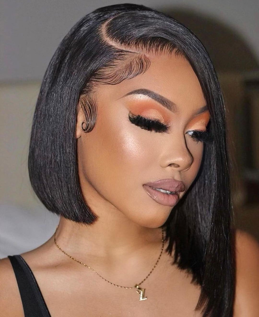 Chin Length Blunt Bob With Side Part — Classy Sew in Hairstyles