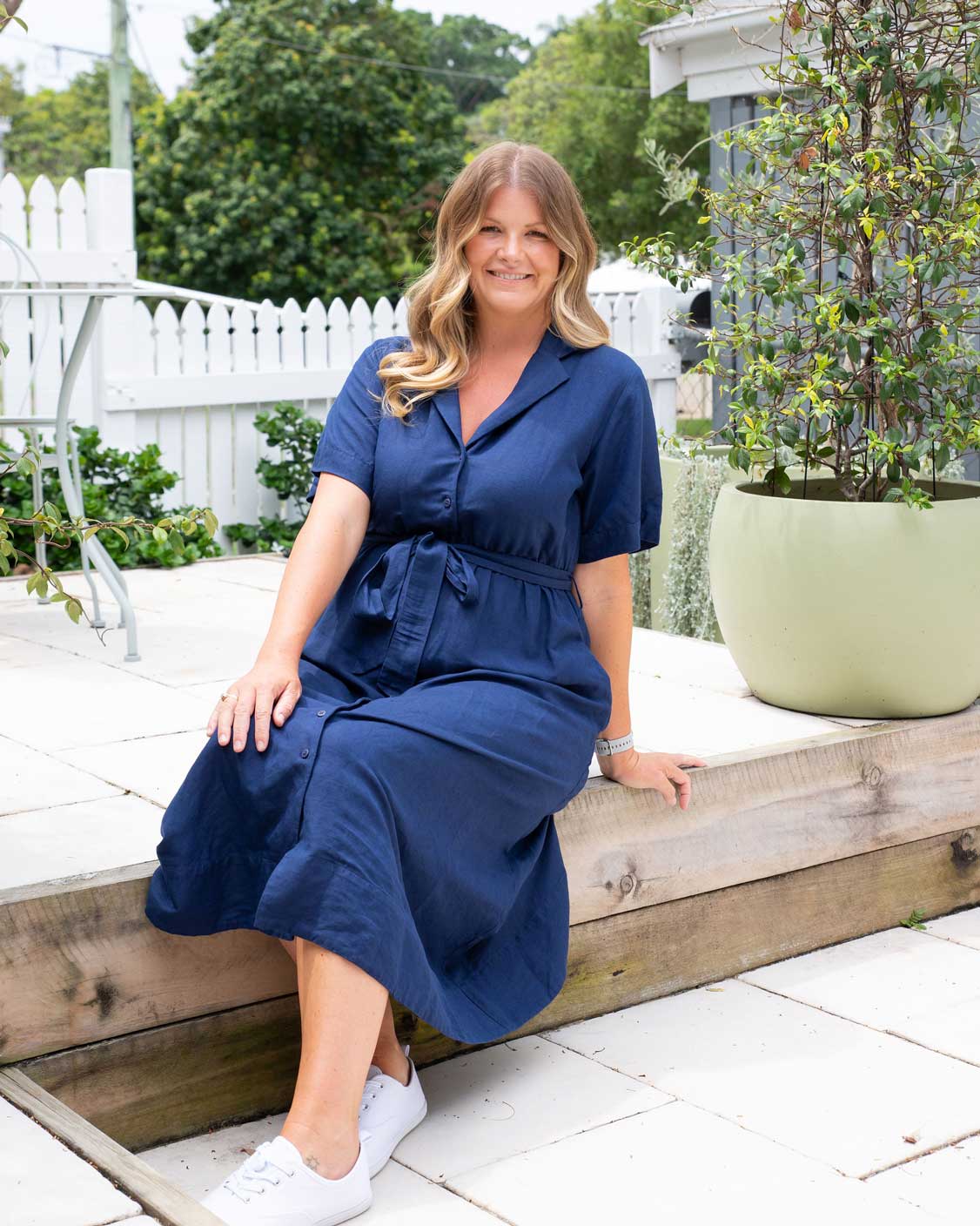 Navy Linen Blend Shirt Dress with Belted Waist and Sneakers — Classy Shirt Dress Outfits