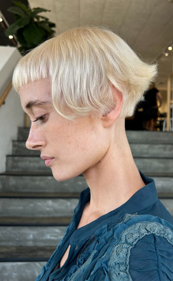 Platinum Blonde Sculpted Crop With Micro Fringe Platinum Blonde Sculpted Crop With Micro Fringe — Classy Short Hair Haircuts