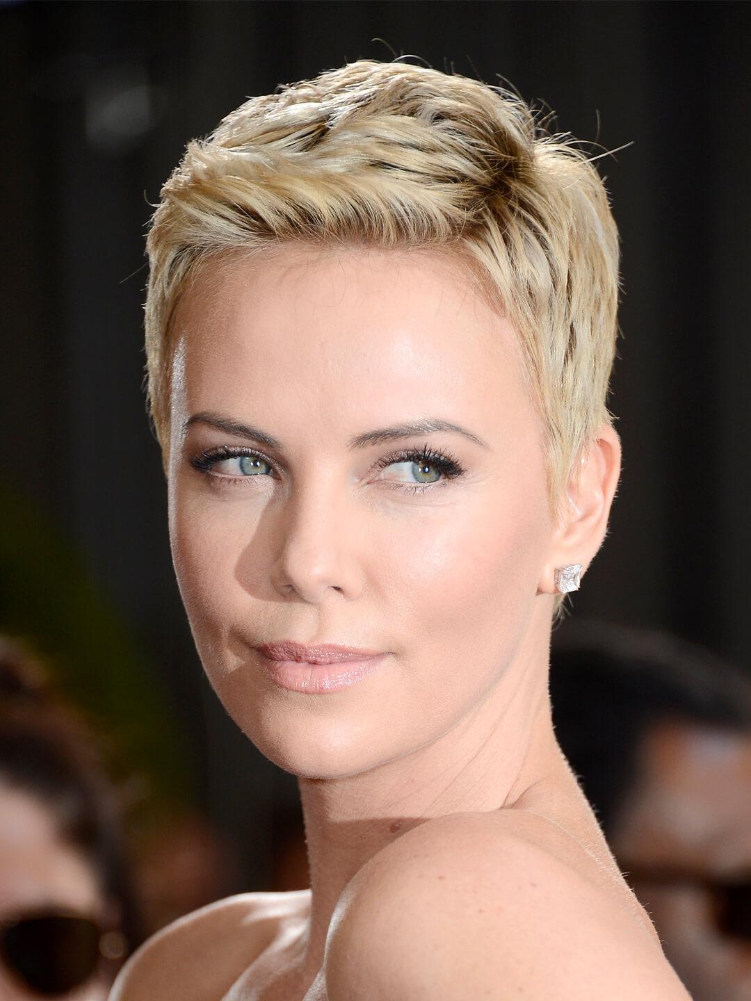 Platinum Blonde Pixie With Edgy Finish Platinum Blonde Pixie With Edgy Finish — Classy Short Haircuts