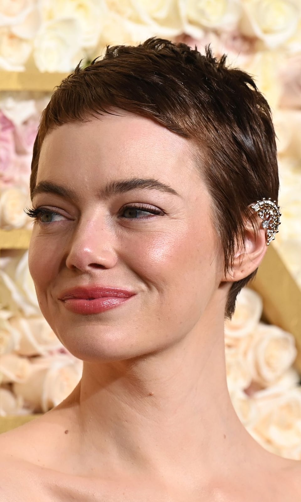 Textured Dark Brown Pixie With Tousled Style Textured Dark Brown Pixie With Tousled Style — Classy Short Haircuts for Round Faces